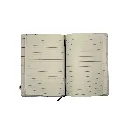 Carnet A5 ouvert à carreaux.webp