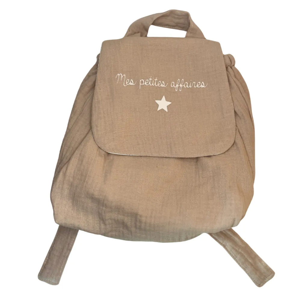 Sac à dos personnalisé double gaze  de coton beige_ Mes petites affaires (2).webp