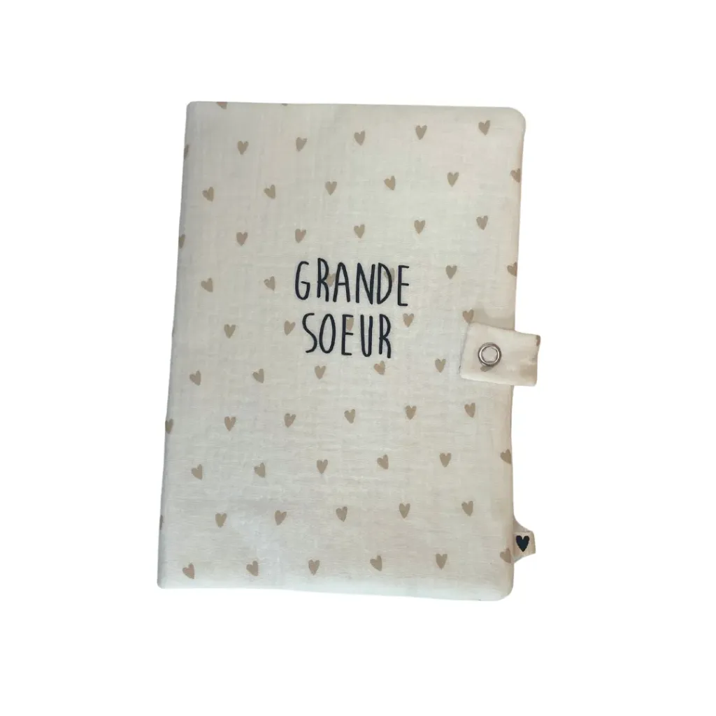 Protège carnet de santé - "Grande soeur" - Blanc petits coeurs